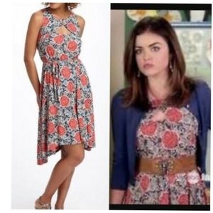 COPY - 🌌HOST PICK!🌌Anthro Lilka Asymmetrical Ros